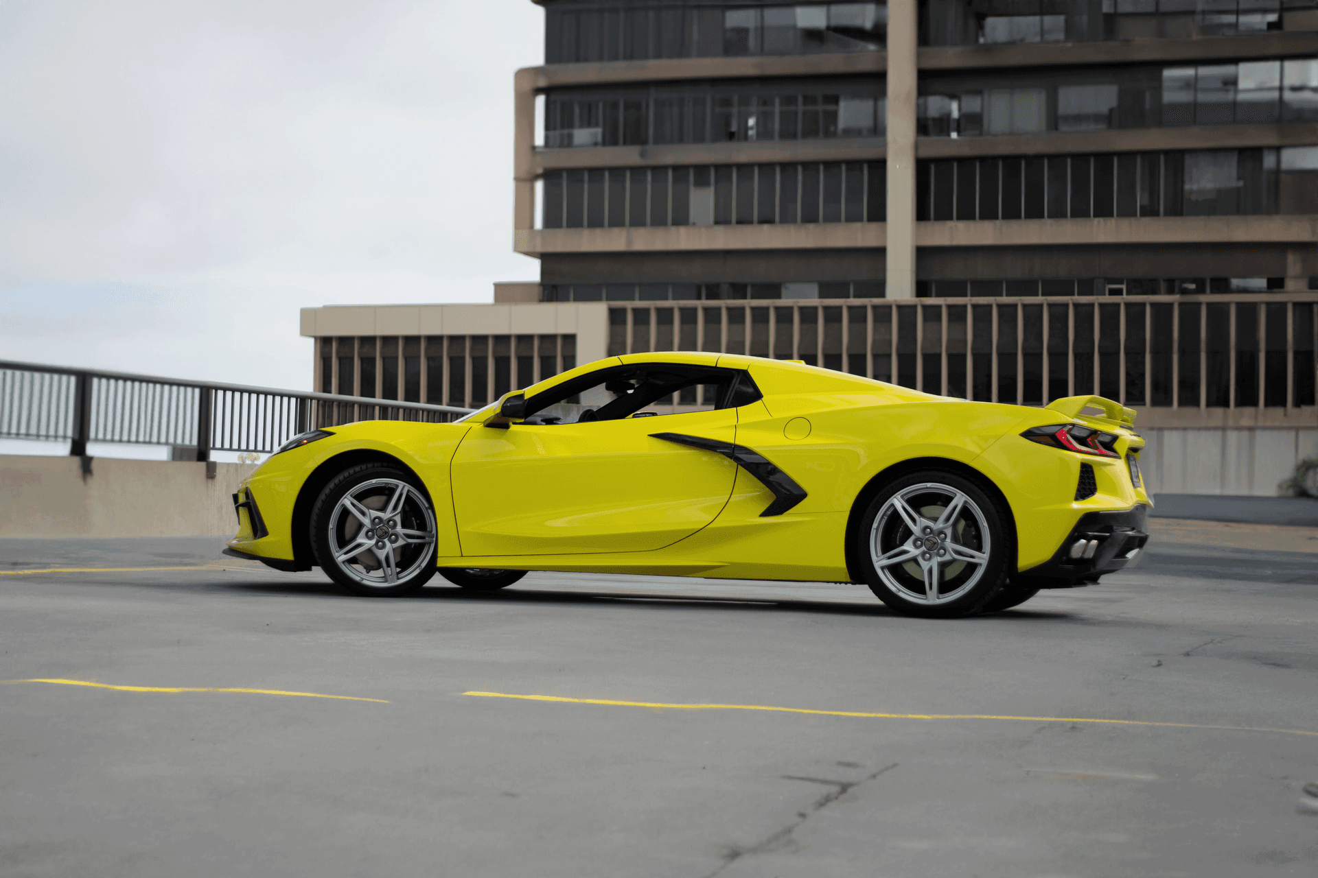 Car Image 13