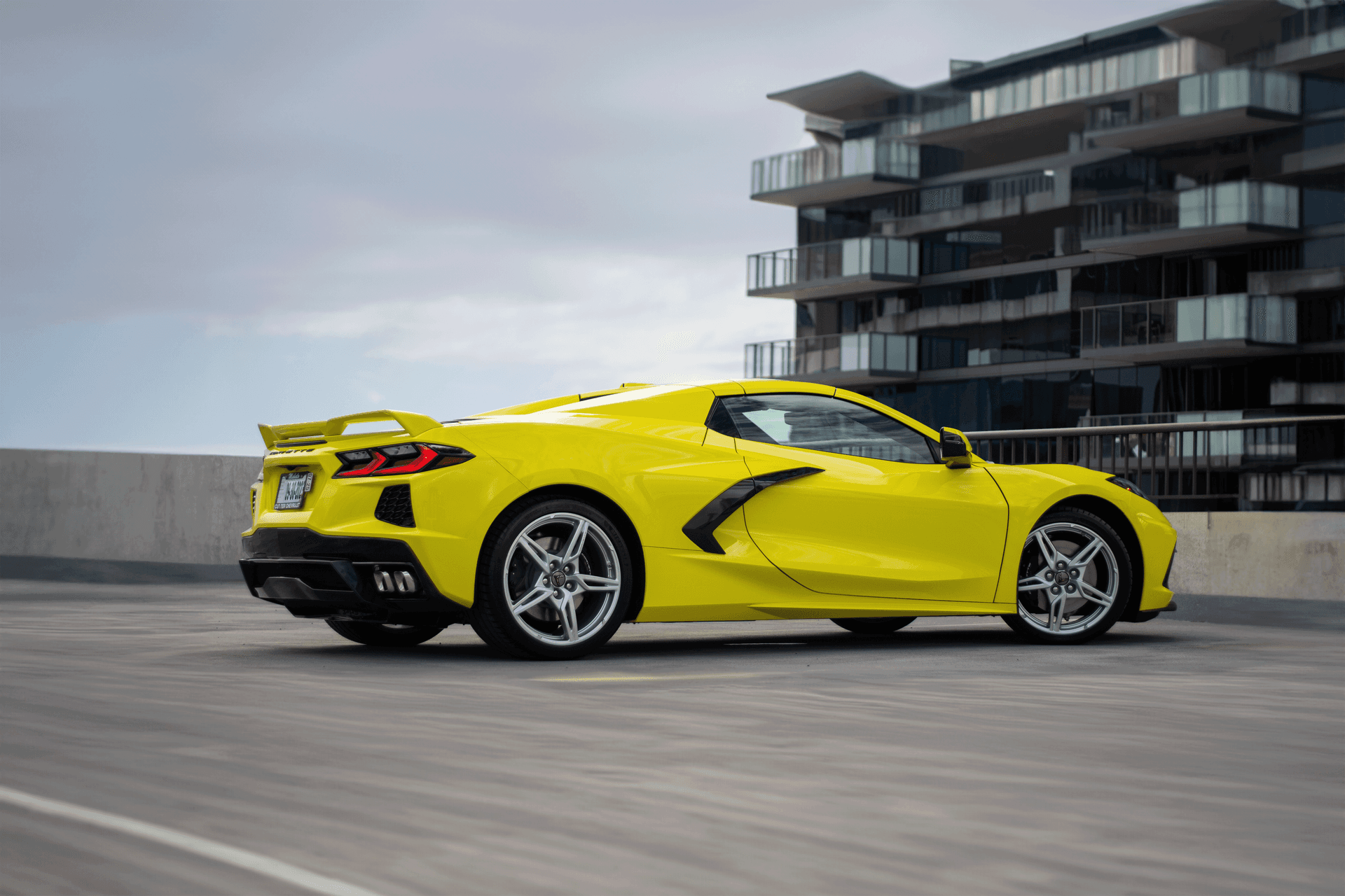 Car Image 18